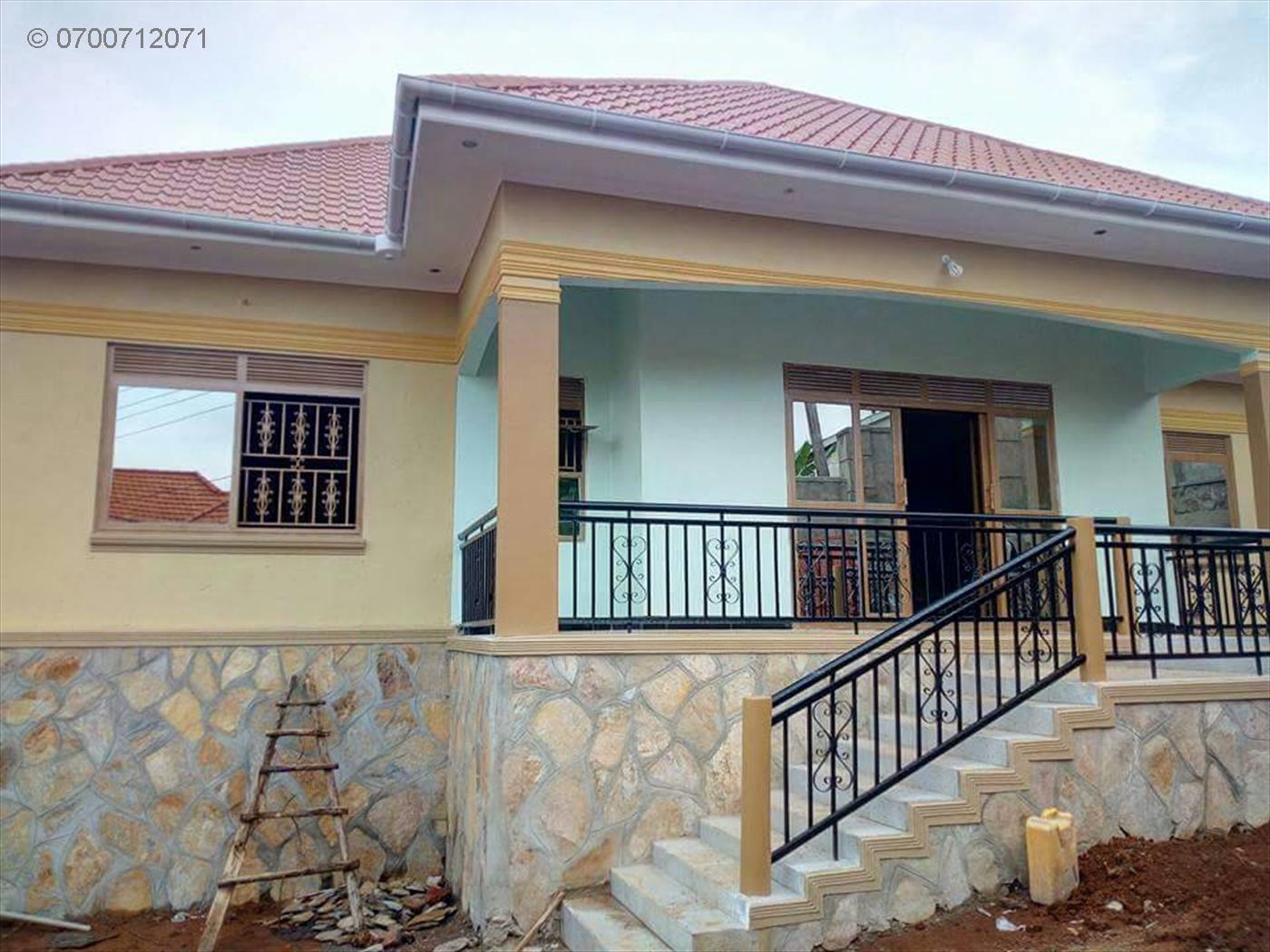 Bungalow for sale in Kitende Wakiso