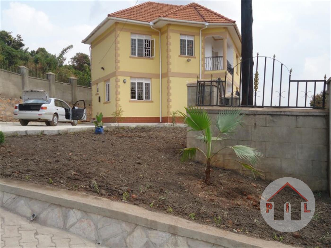 Mansion for sale in Konge Wakiso