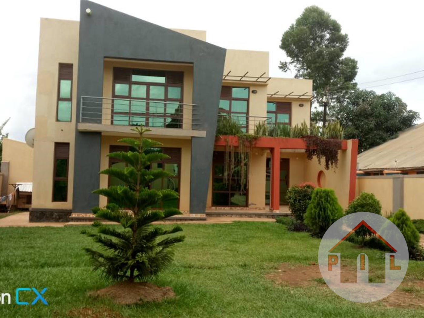 Town House for rent in Kisaasi Kampala