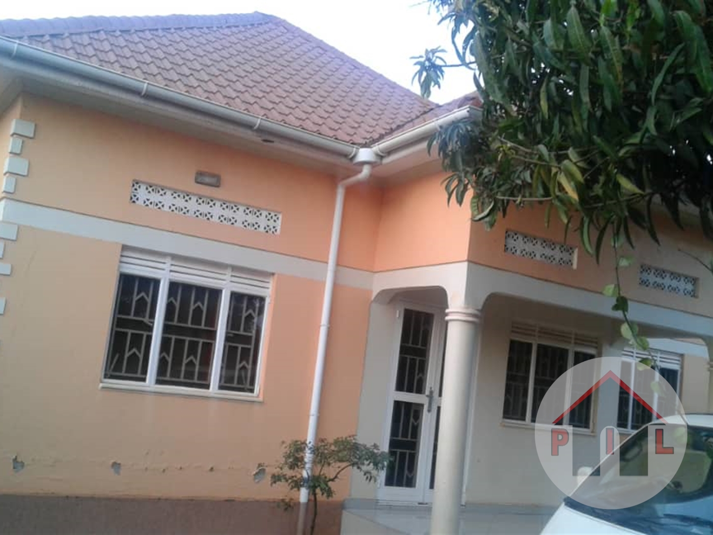 Bungalow for sale in Kitende Wakiso