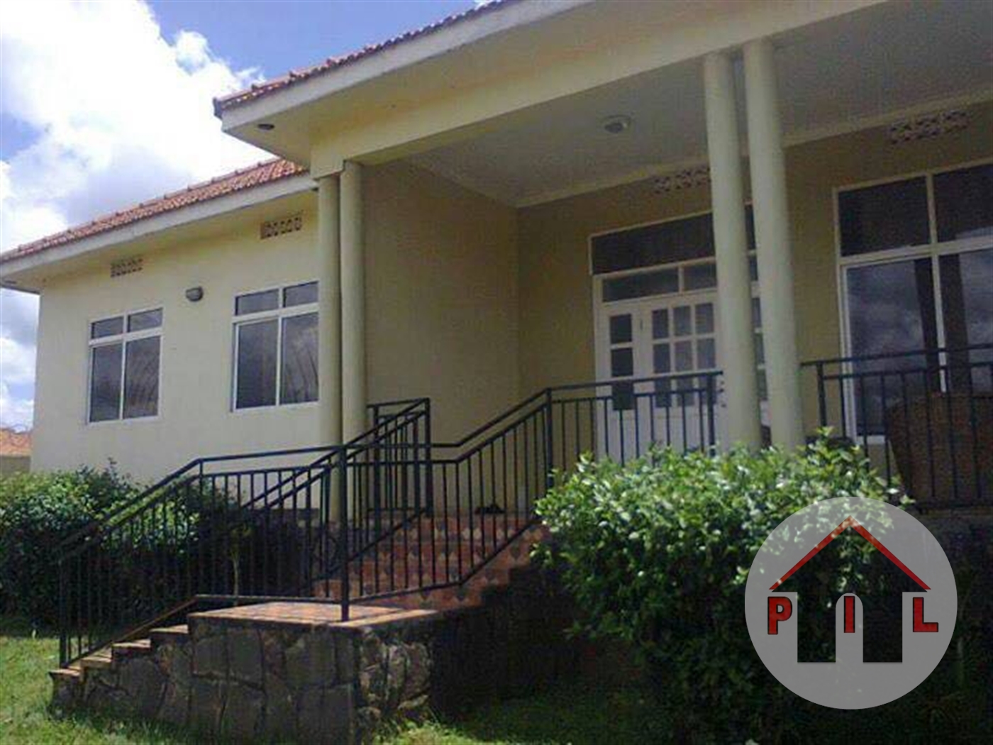 Bungalow for sale in Bwebajja Wakiso