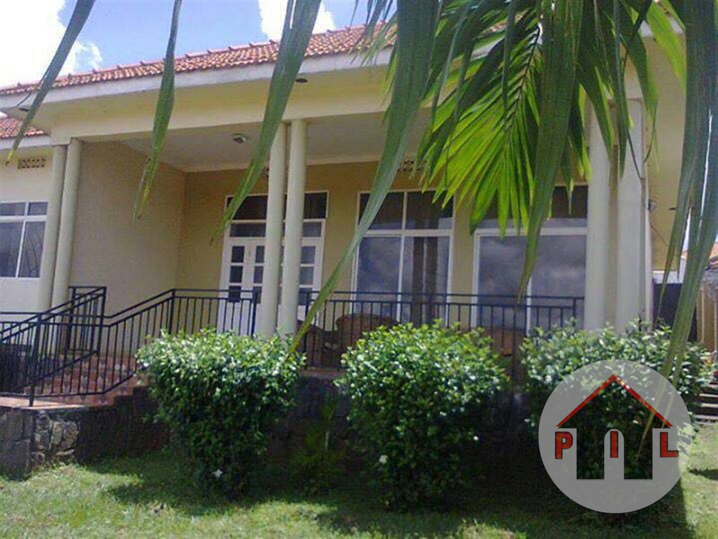 Bungalow for sale in Bwebajja Wakiso