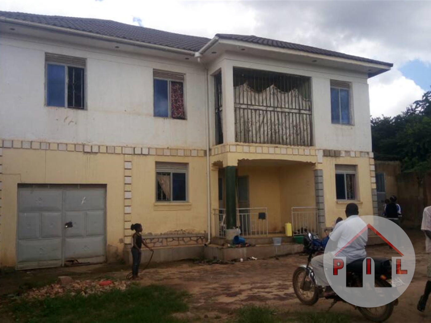 Town House for sale in Lusanja Wakiso