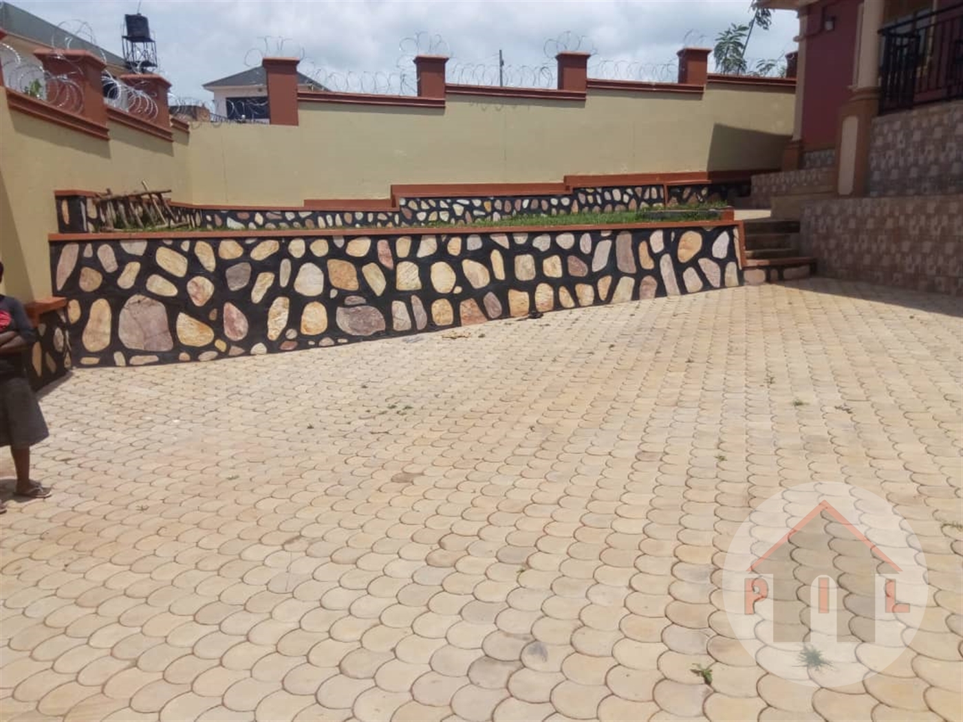 Bungalow for sale in Kitende Wakiso