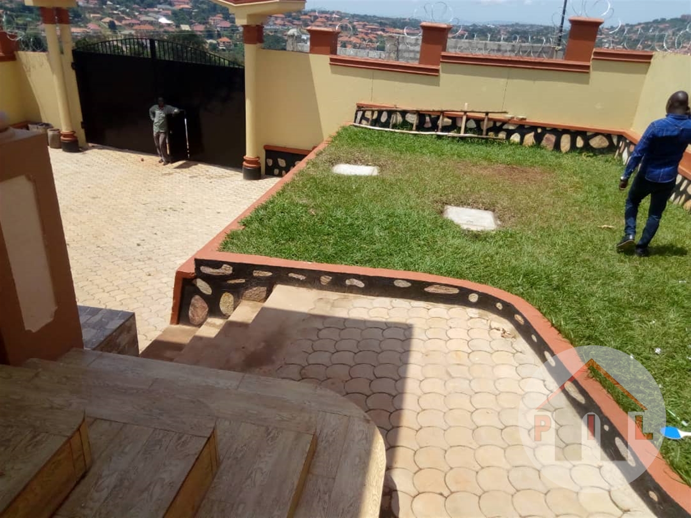 Bungalow for sale in Kitende Wakiso