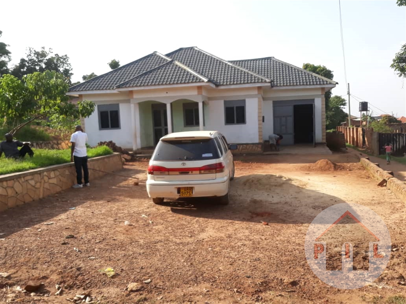 Bungalow for sale in Nalumunye Wakiso