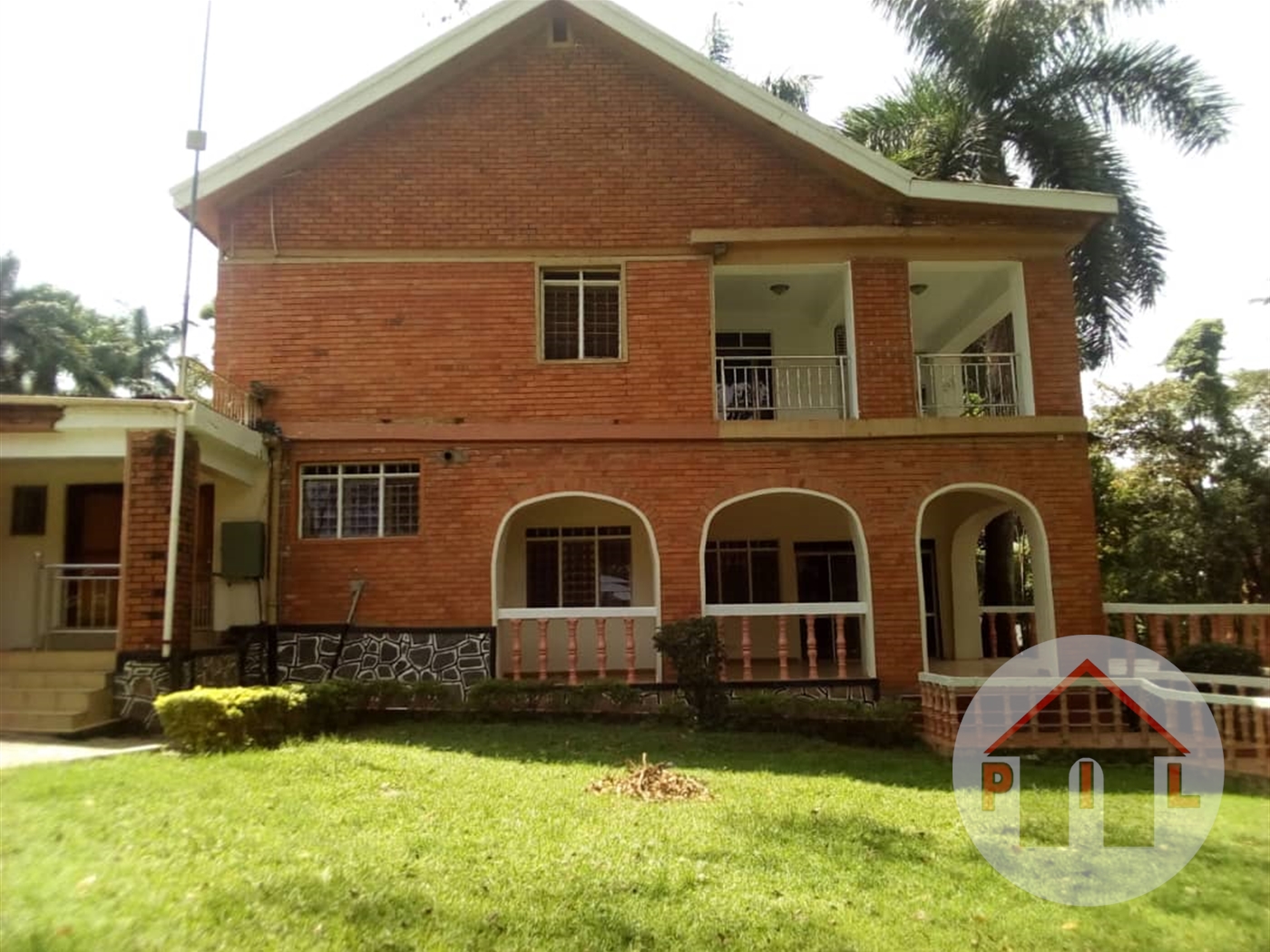 Mansion for rent in Kololo Kampala