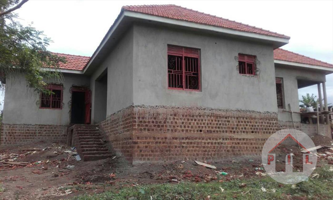 Shell House for sale in Nangabo Wakiso