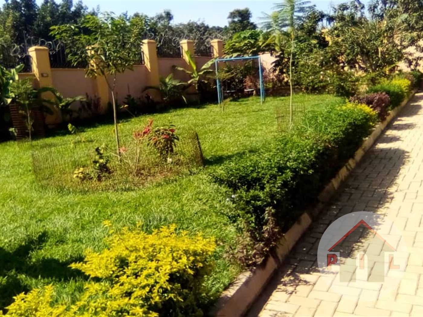 Bungalow for sale in Gayaza Wakiso