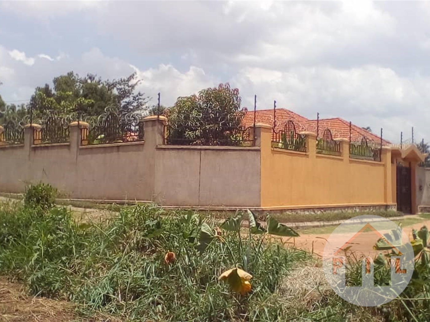 Bungalow for sale in Gayaza Wakiso