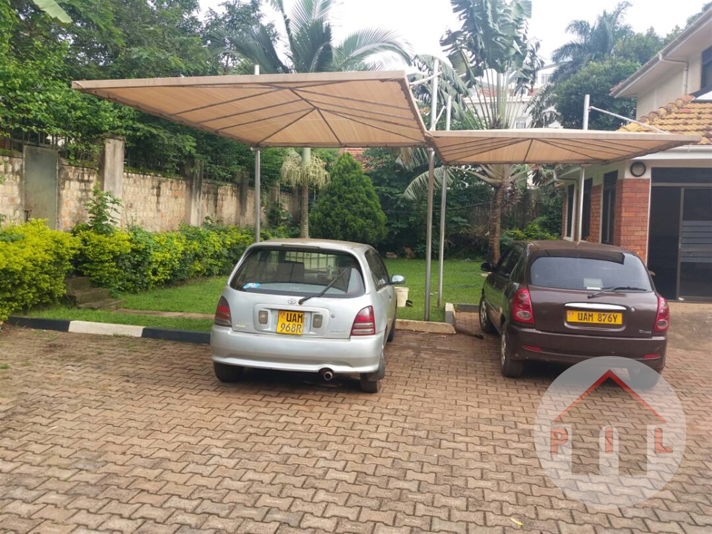 Mansion for sale in Kololo Kampala