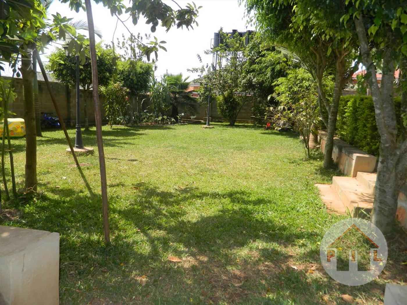 Bungalow for sale in Manyangwa Wakiso