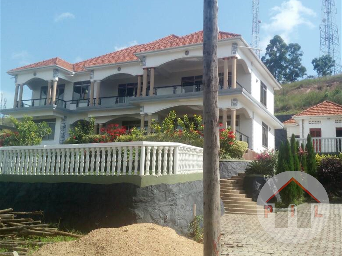 Mansion for sale in Kyengela Wakiso