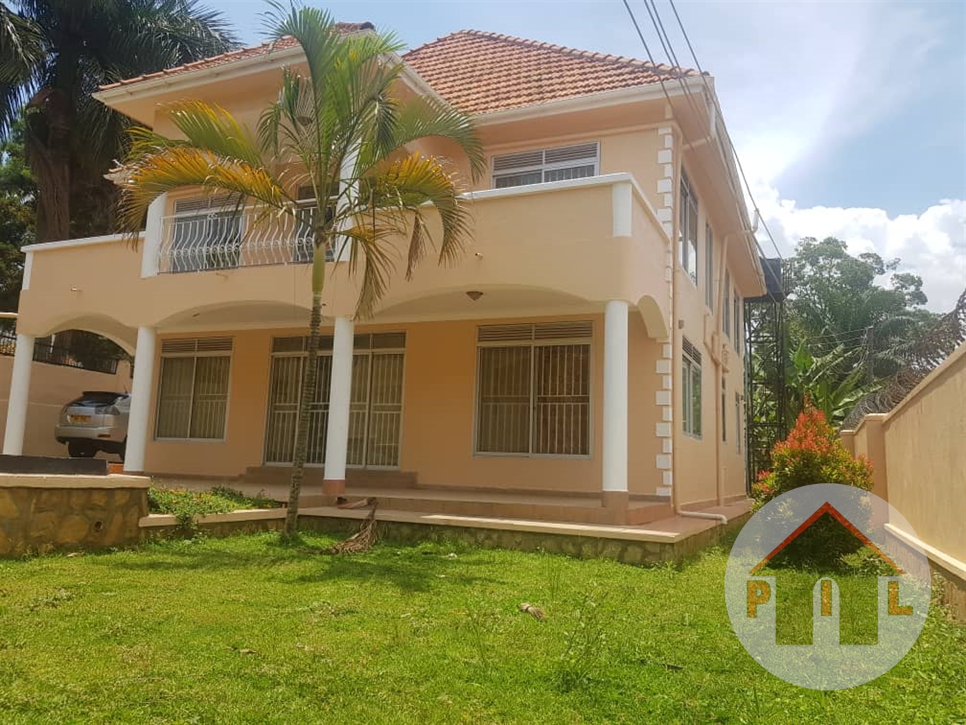 Storeyed house for sale in Muyenga Kampala