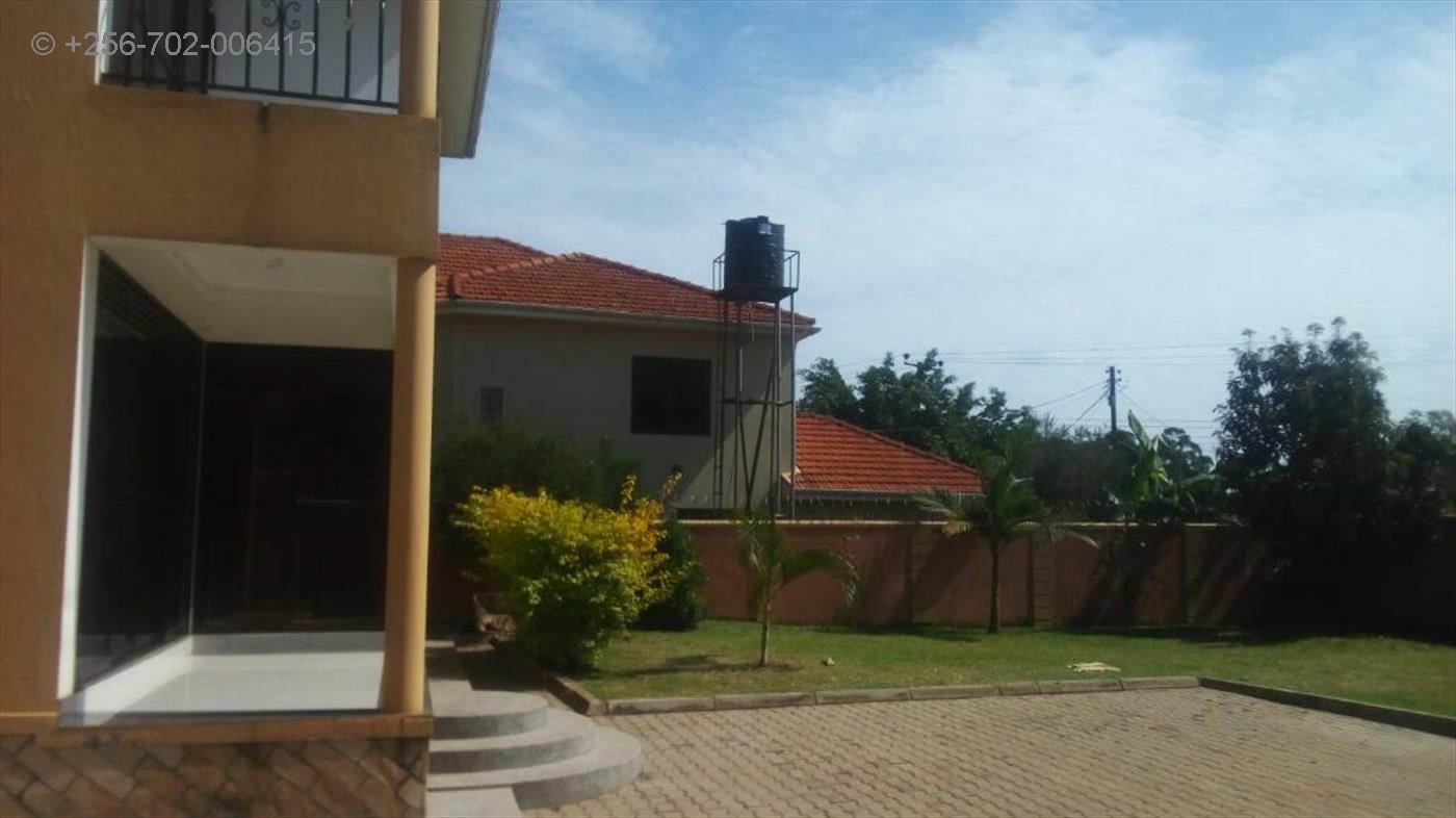 Bungalow for sale in Muyenga Kampala