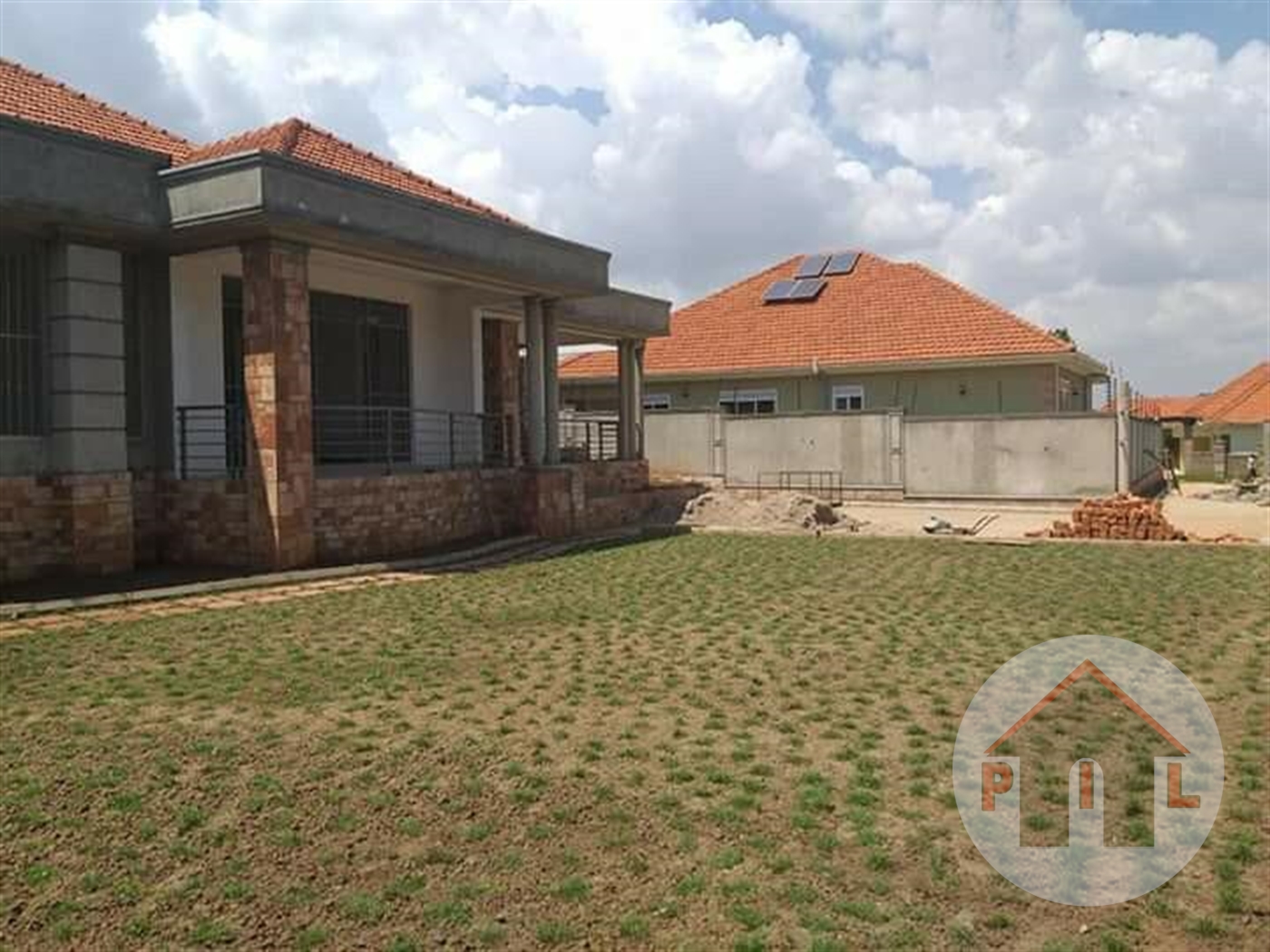 Bungalow for sale in Kiwaatule Kampala