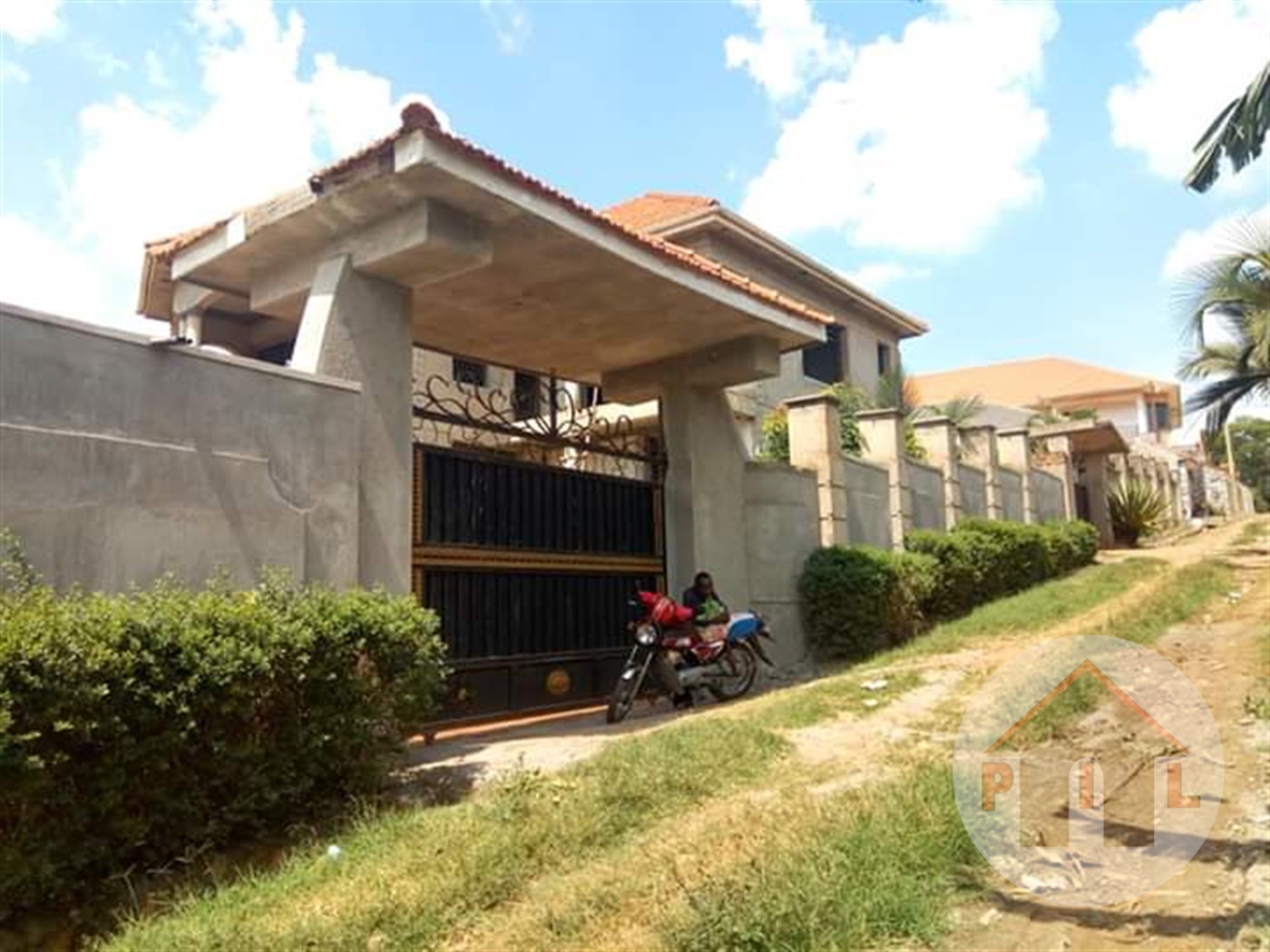 Mansion for sale in Buziga Kampala