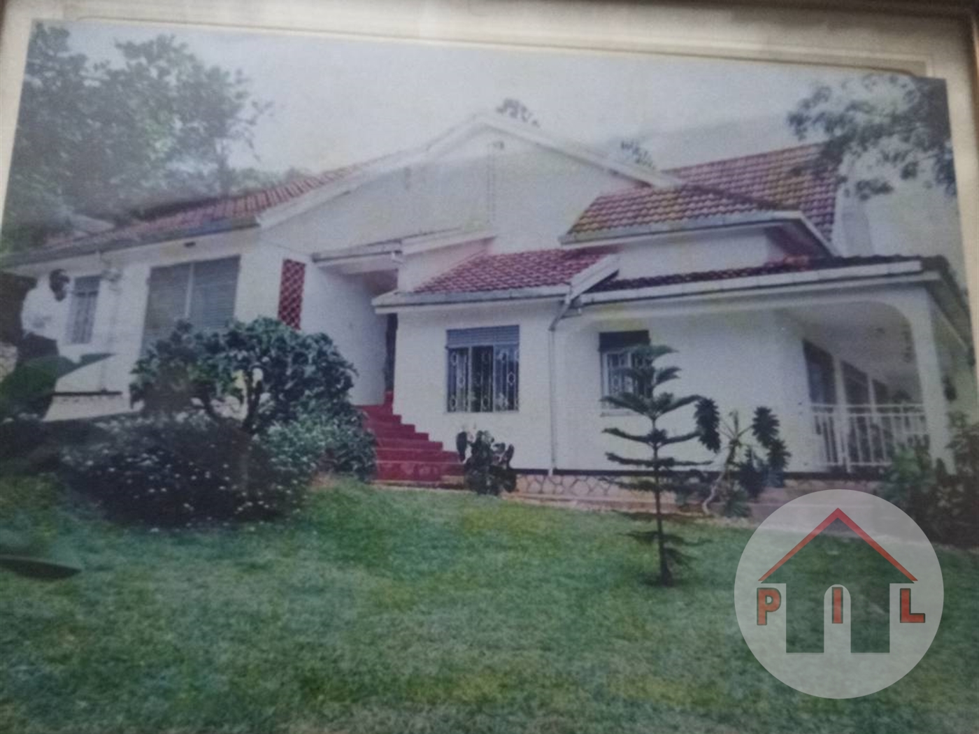 Mansion for sale in Makindye Wakiso