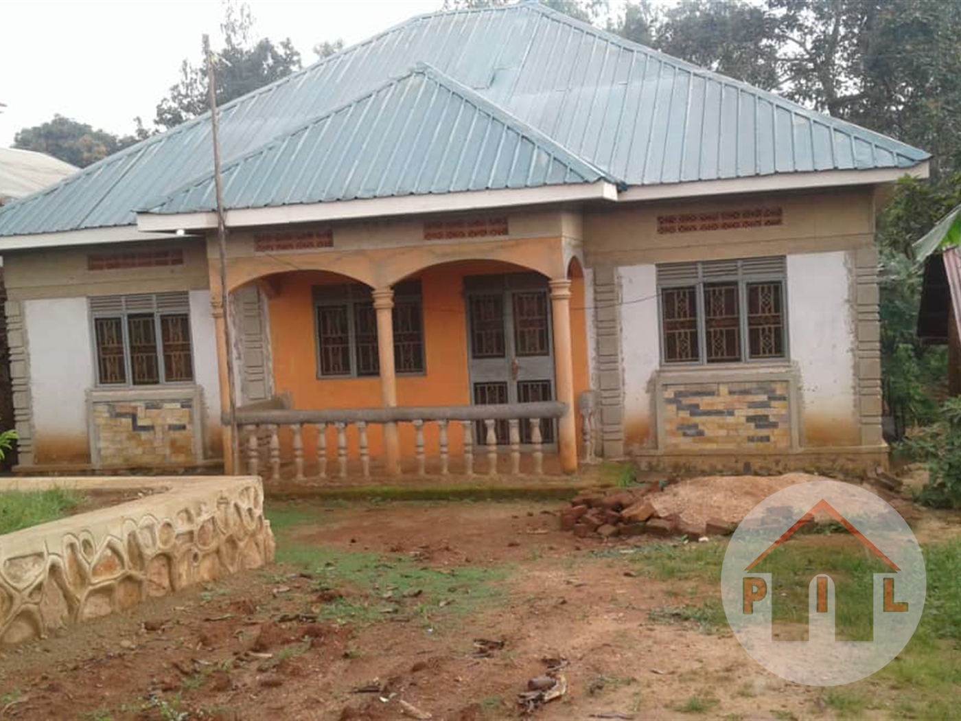 Bungalow for sale in Kitende Wakiso