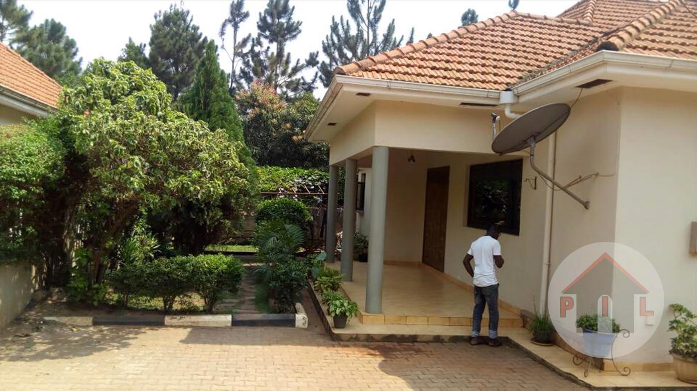 Mansion for sale in Munyonyo Kampala