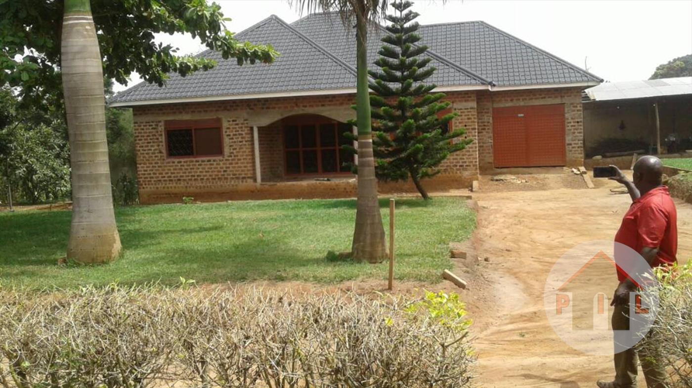 Bungalow for sale in Nsimbe Wakiso
