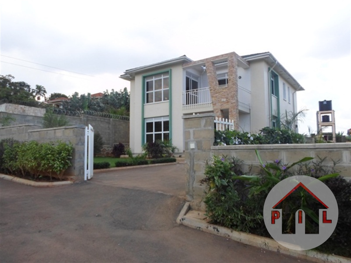 Mansion for sale in Matugga Wakiso