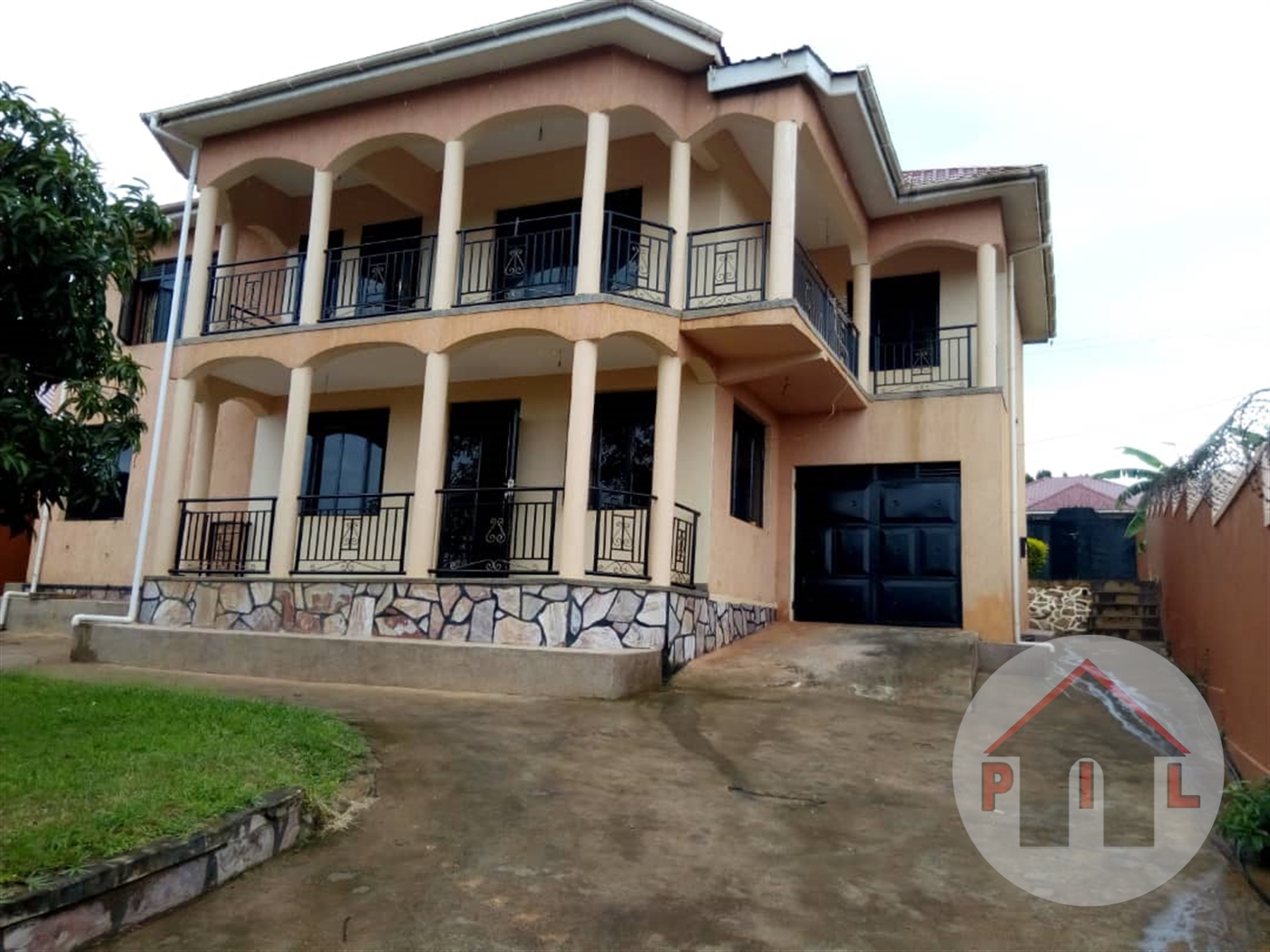 Mansion for sale in Katala Wakiso