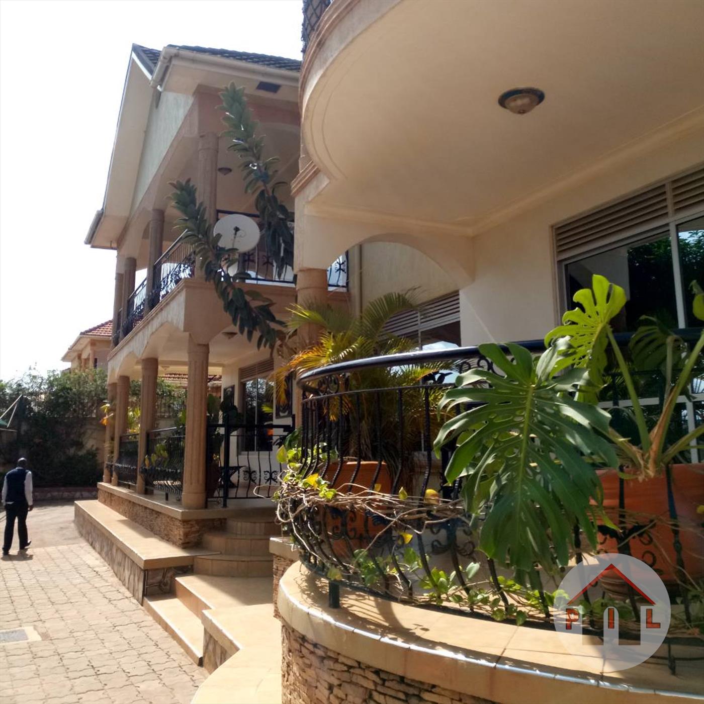 Mansion for sale in Mbalwa Wakiso