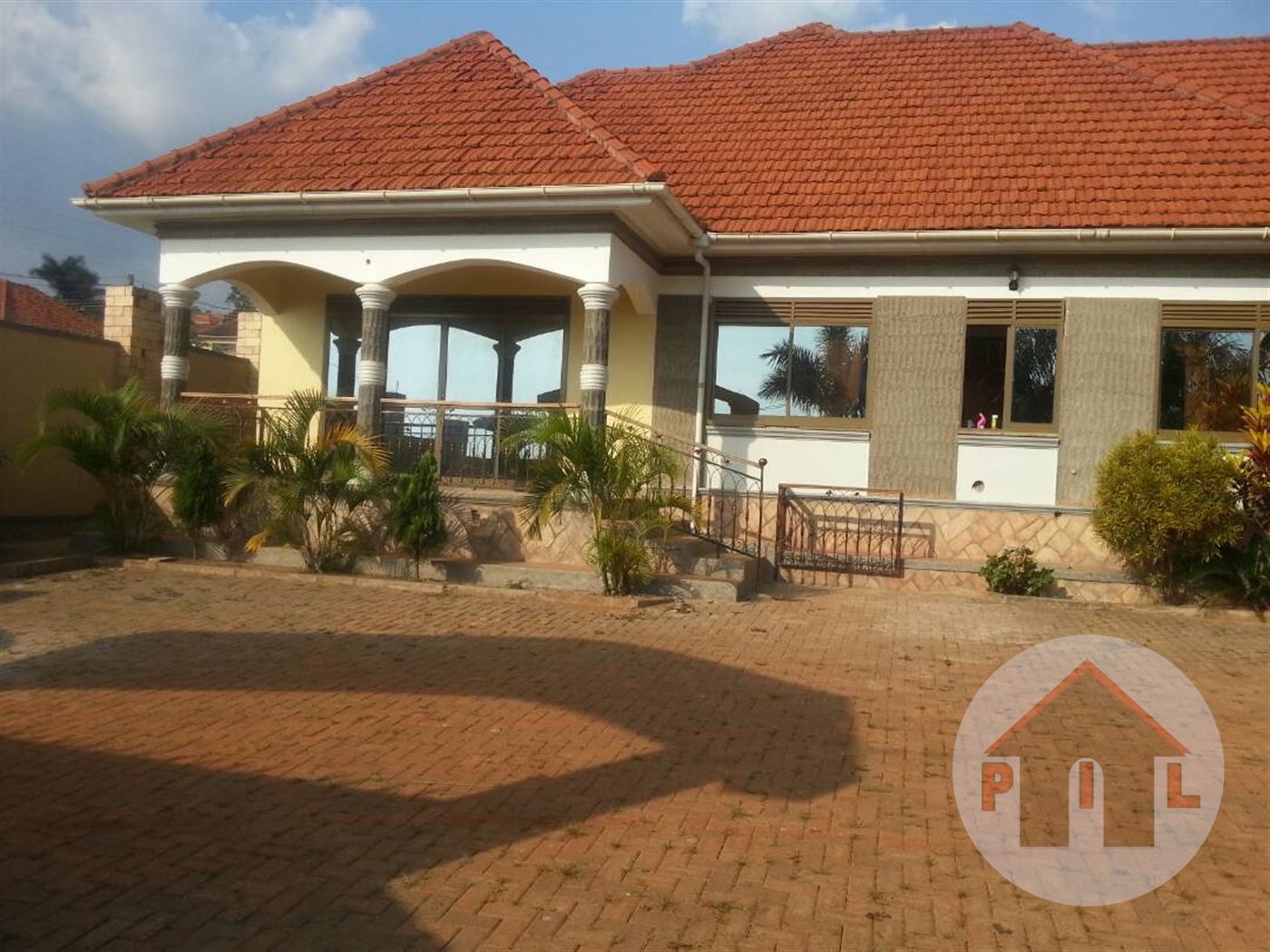 Bungalow for sale in Akright Wakiso