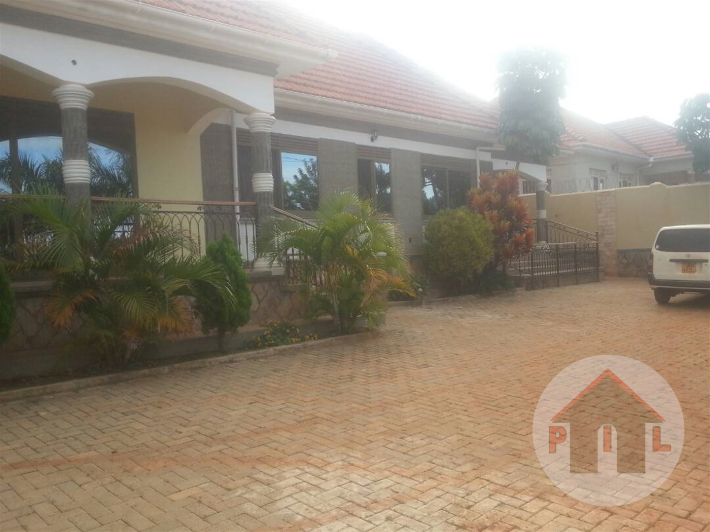 Bungalow for sale in Akright Wakiso