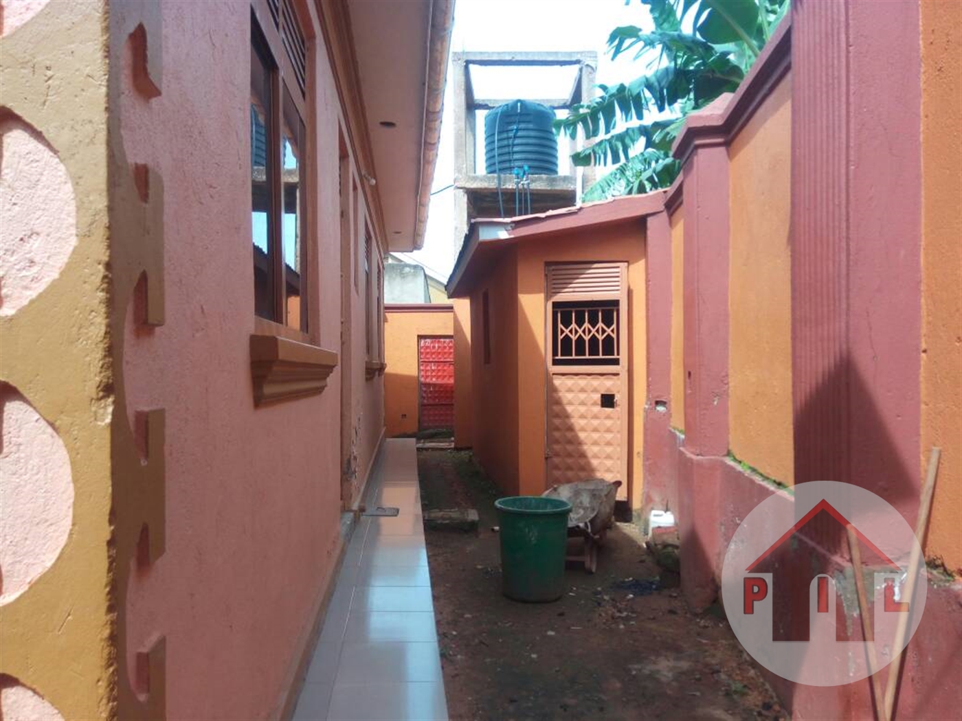 Bungalow for rent in Luteete Wakiso