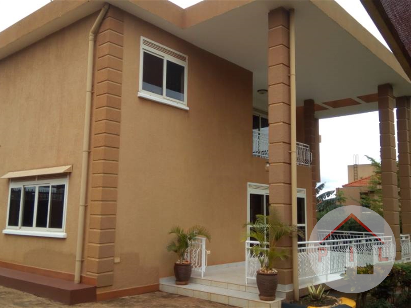 Mansion for sale in Lubowa Wakiso