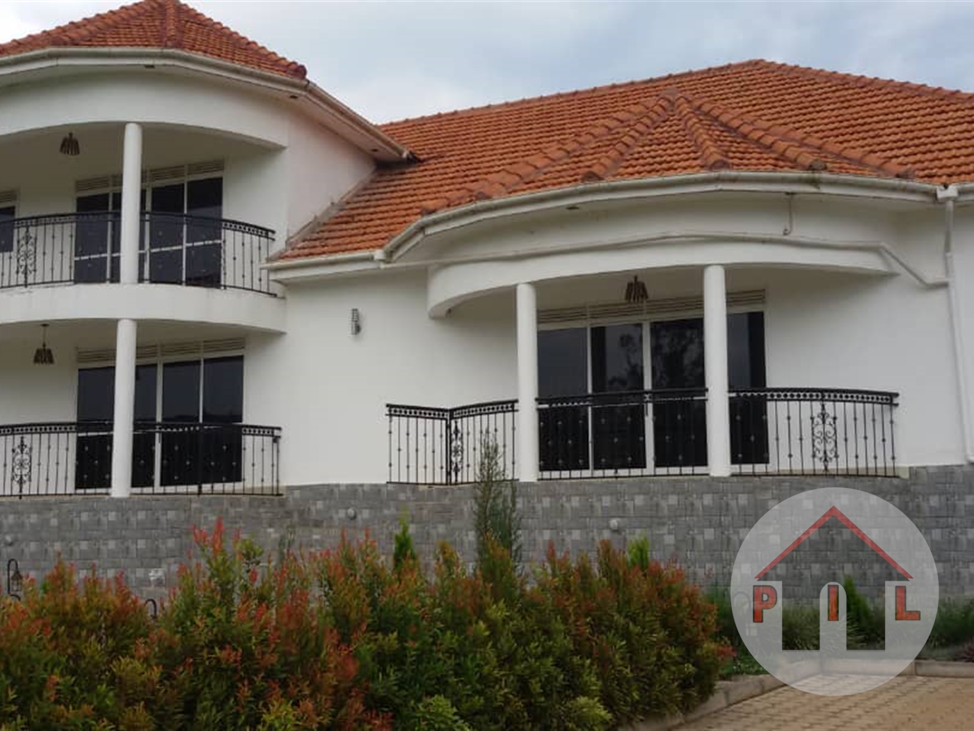 Mansion for sale in Akright Wakiso