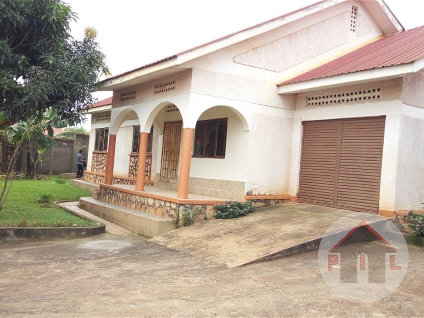 Bungalow for sale in Kiwaatule Kampala