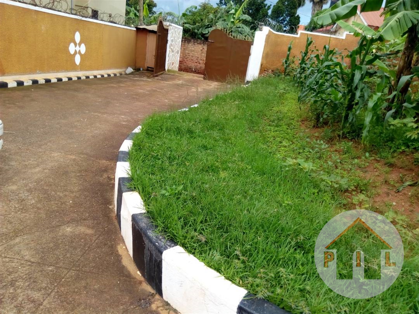 Bungalow for rent in Zana Wakiso