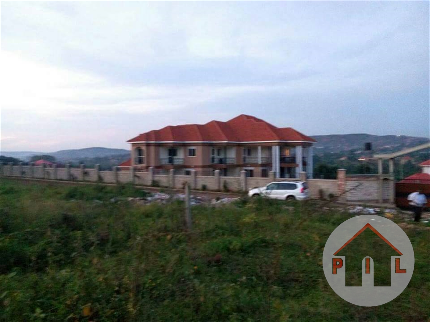 Mansion for sale in Seguku Wakiso