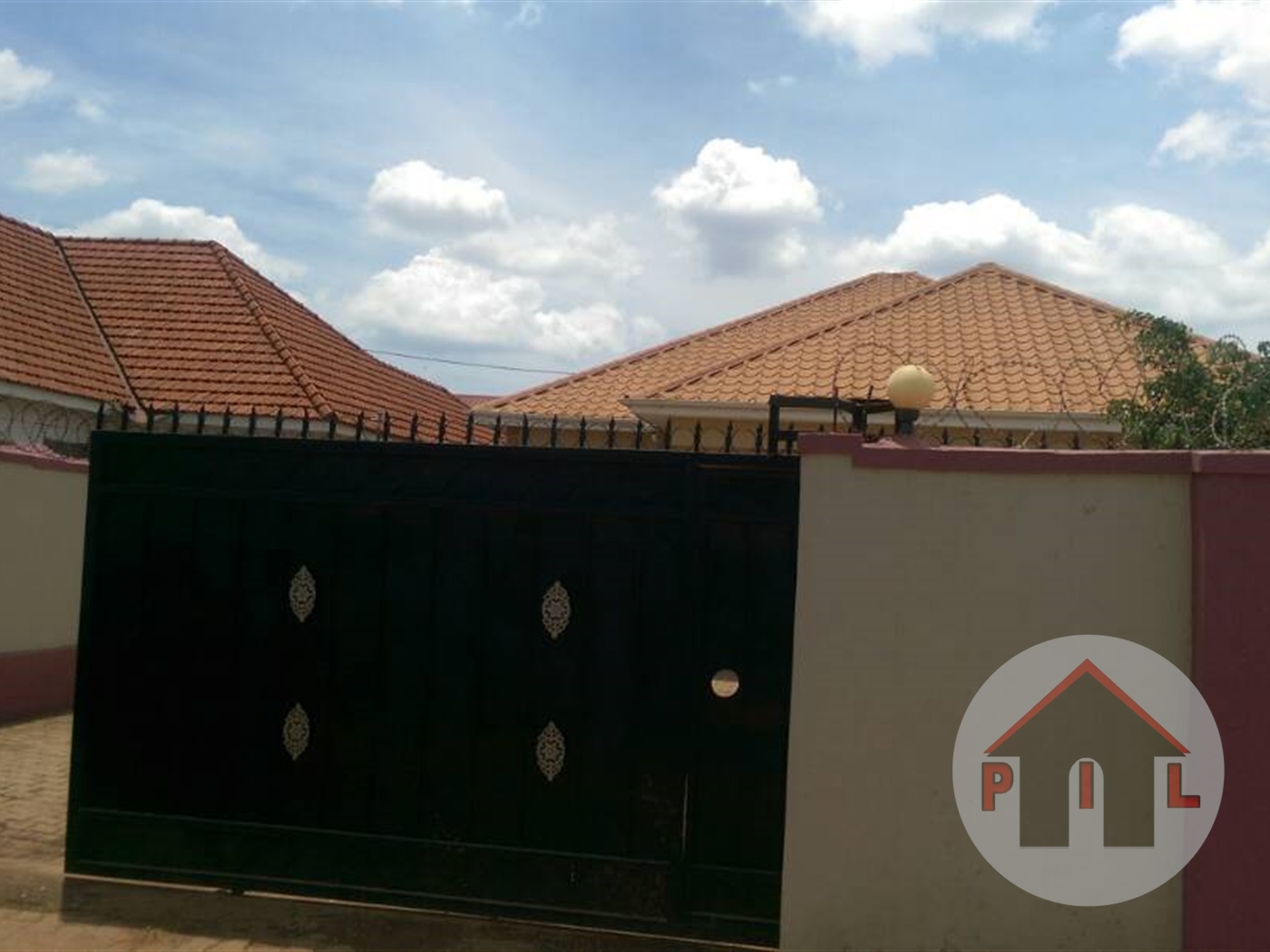 Bungalow for sale in Mbalwa Wakiso