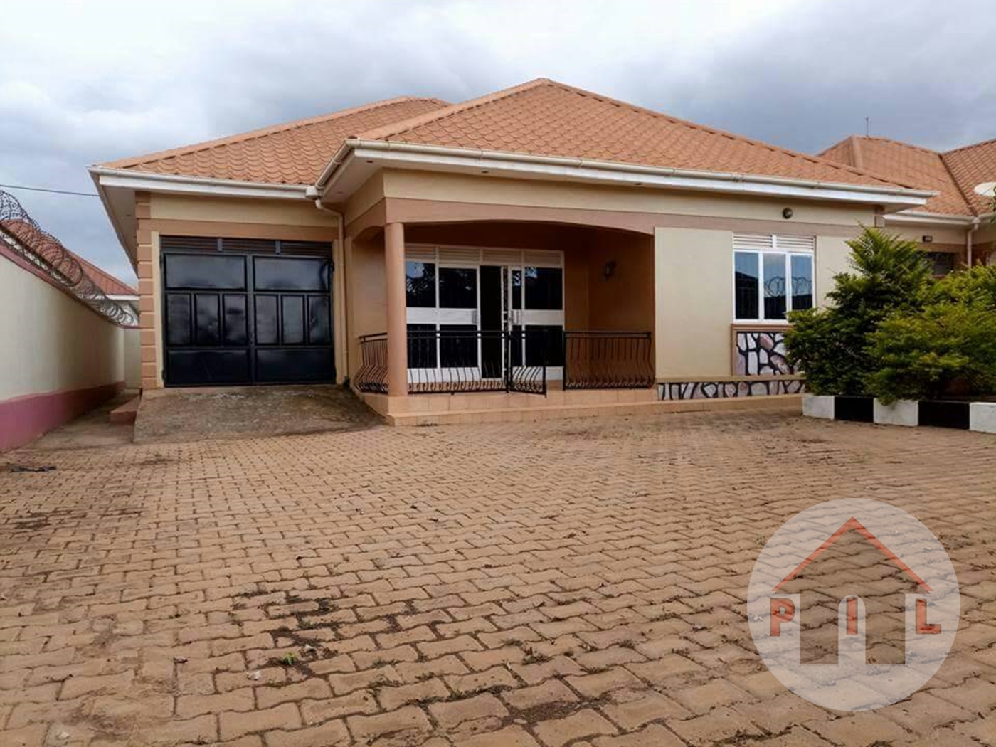 Bungalow for sale in Mbalwa Wakiso