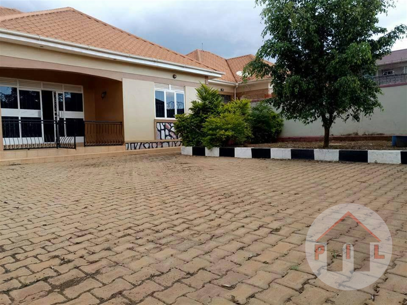 Bungalow for sale in Mbalwa Wakiso