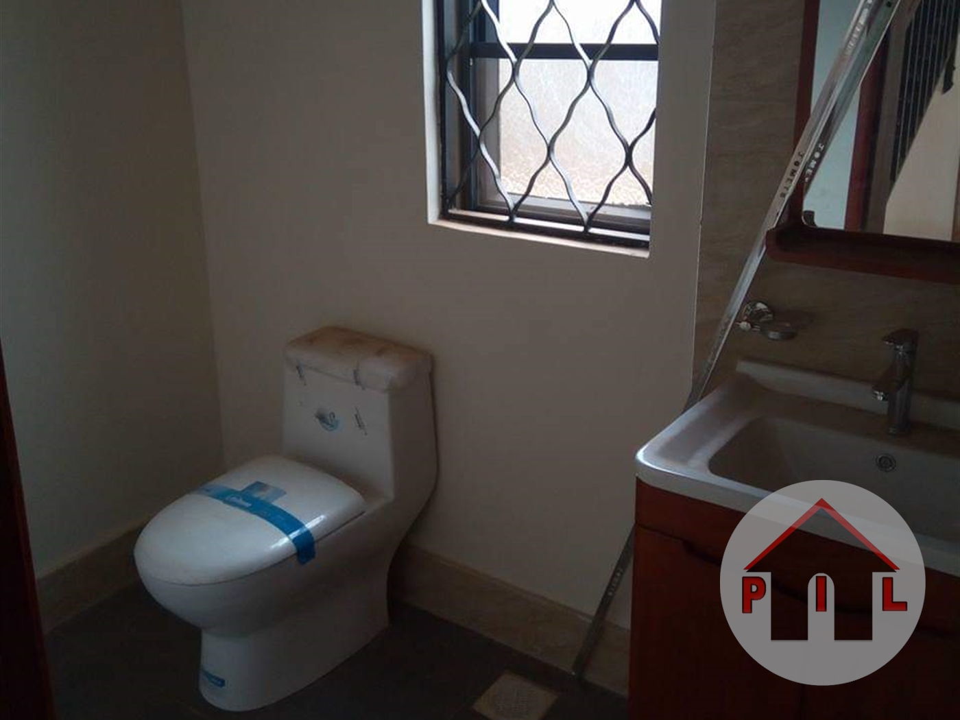 Apartment block for sale in Kungu Wakiso