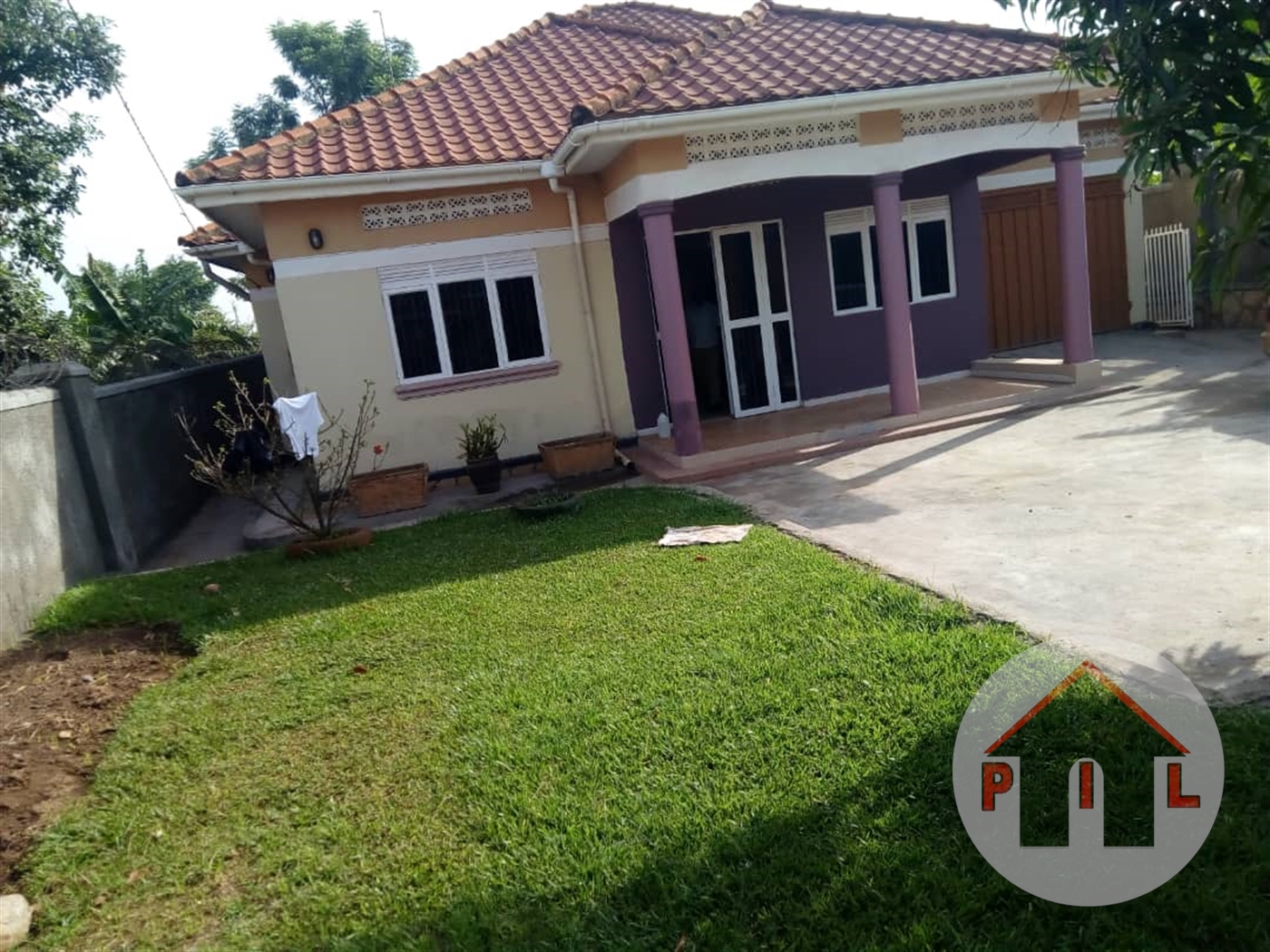 Bungalow for sale in Kyaliwajjala Wakiso