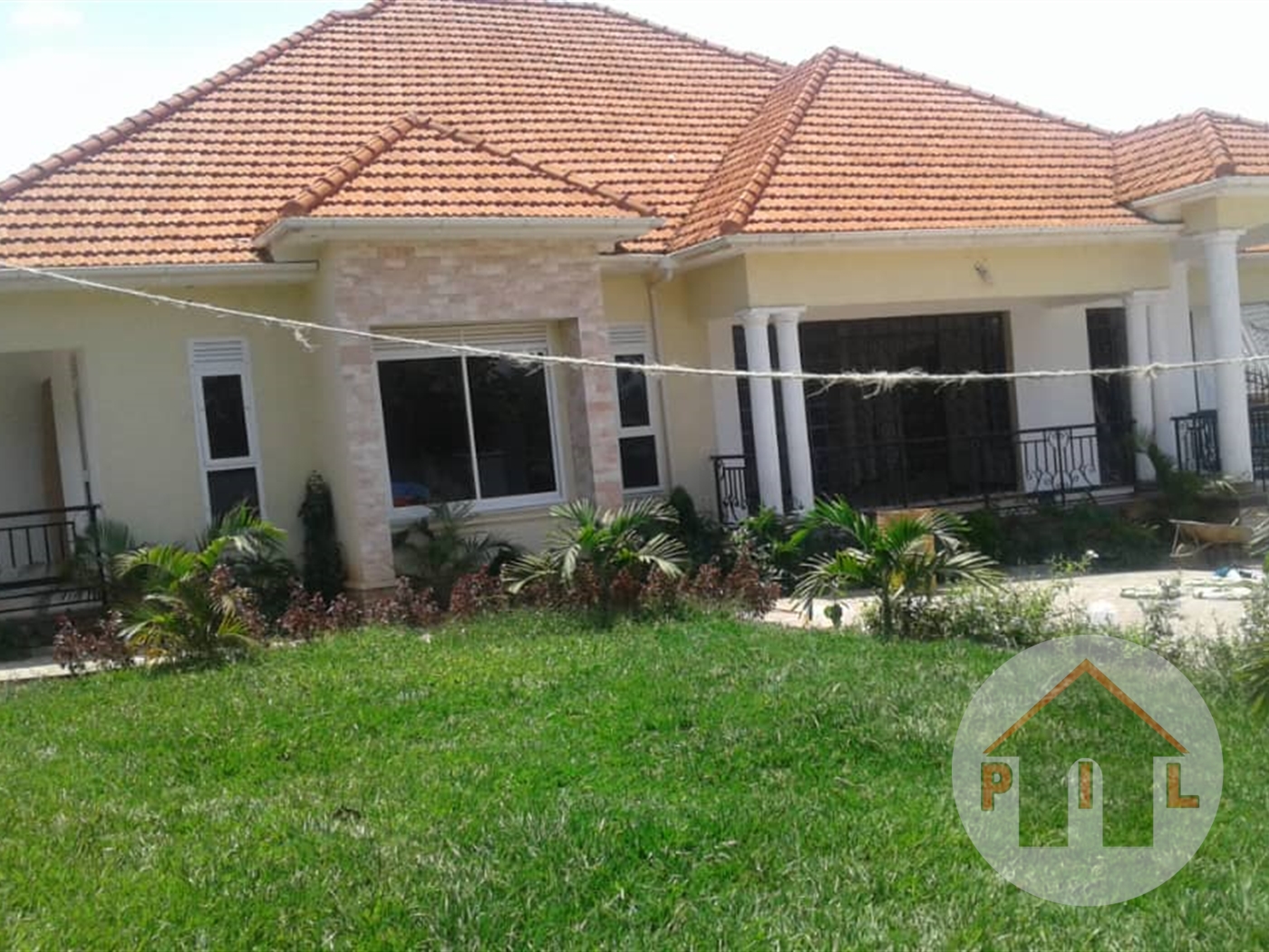 Bungalow for sale in Kitende Wakiso