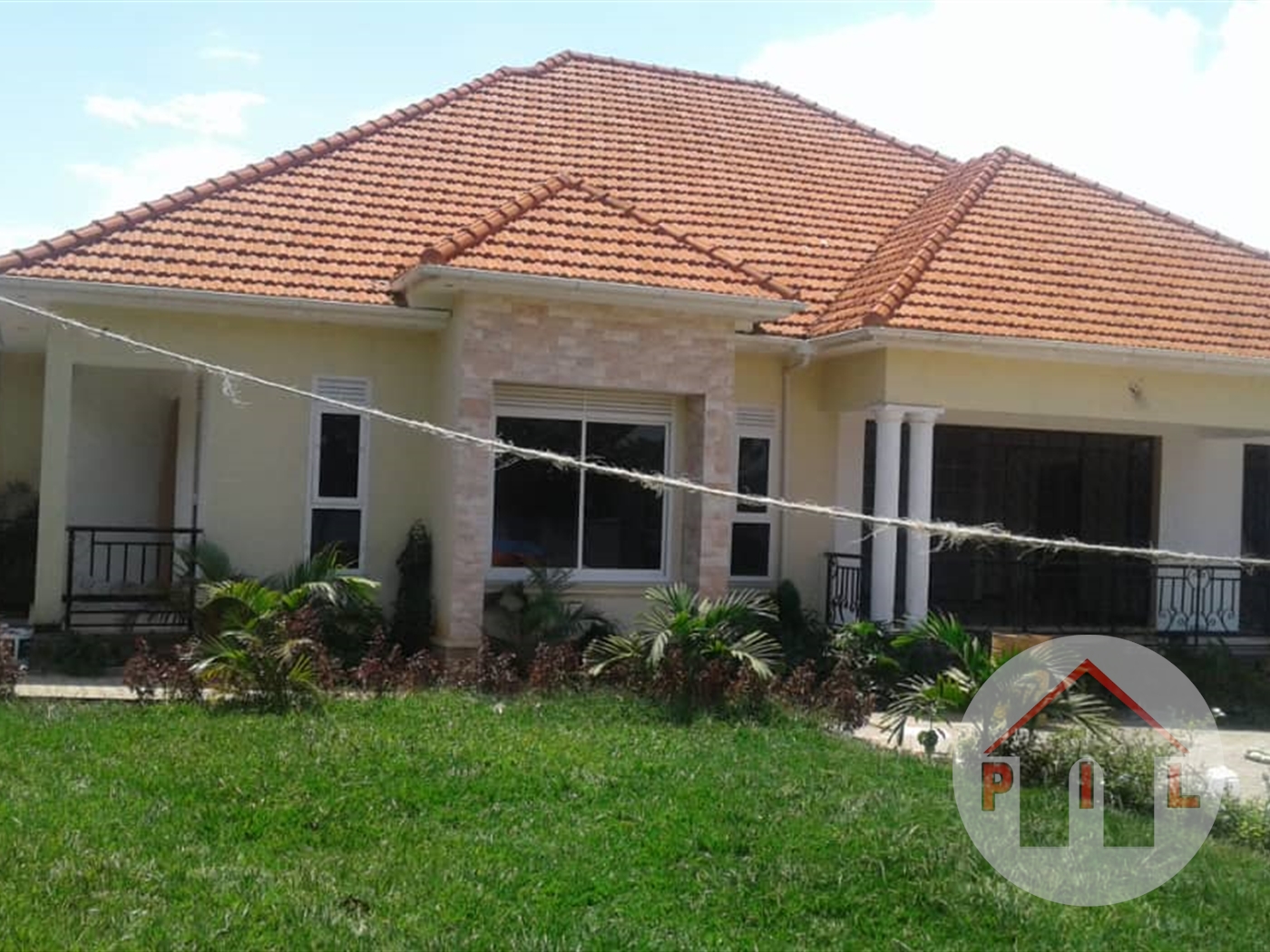 Bungalow for sale in Kitende Wakiso