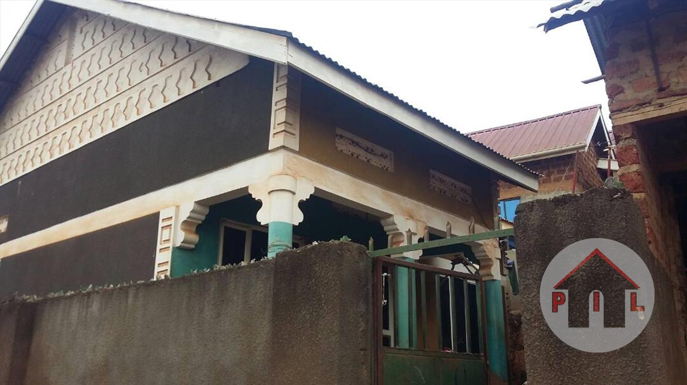 Town House for sale in Makindye Kampala