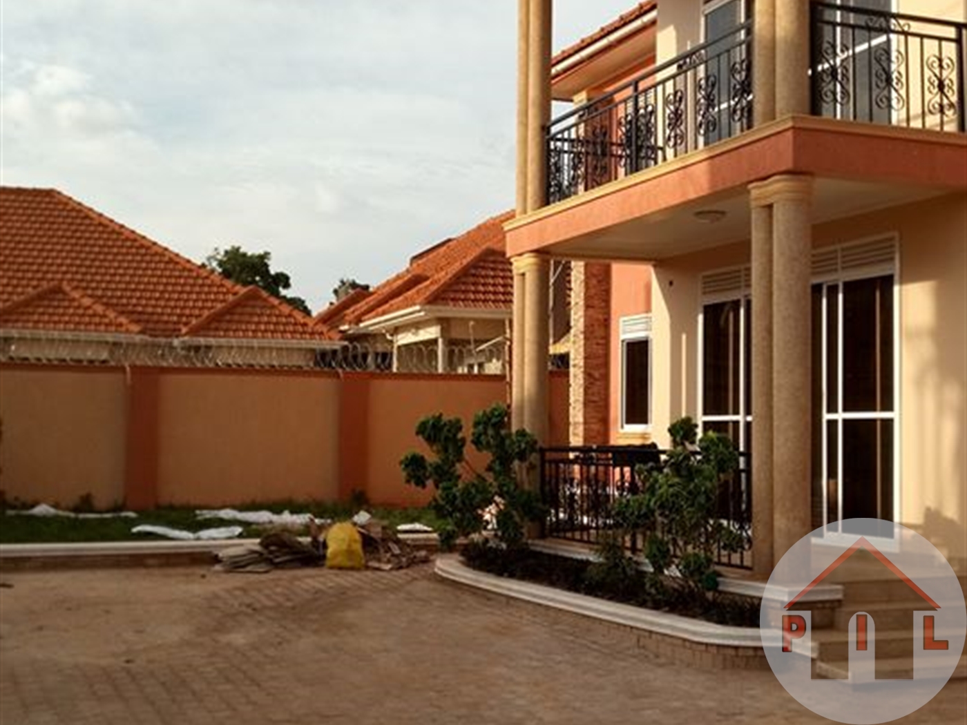 Mansion for sale in Kiwaatule Kampala