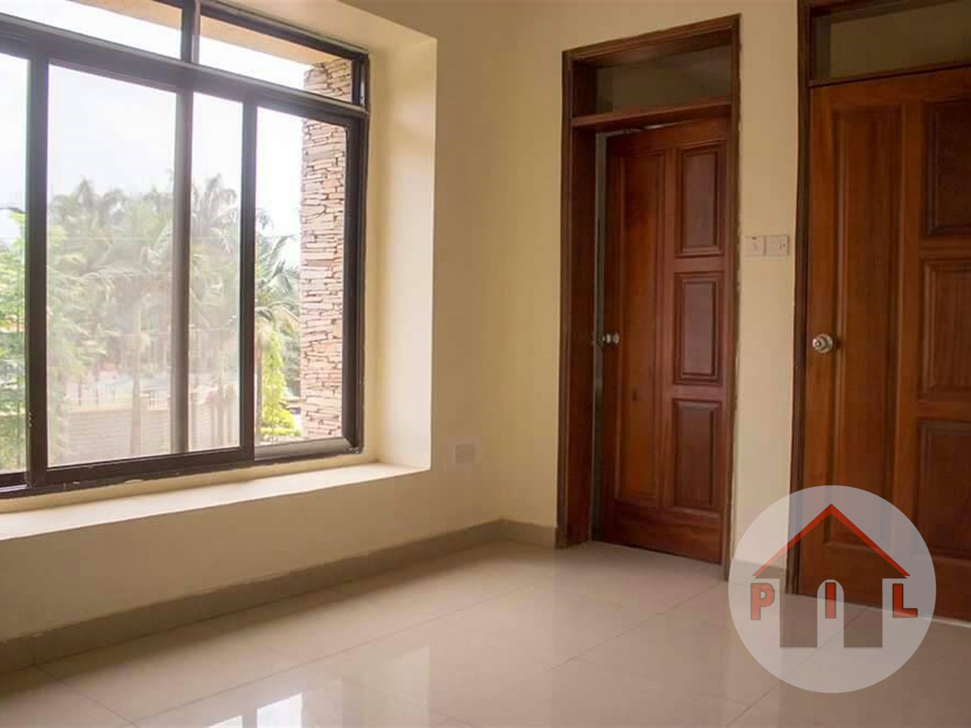 Mansion for sale in Bugoloobi Kampala