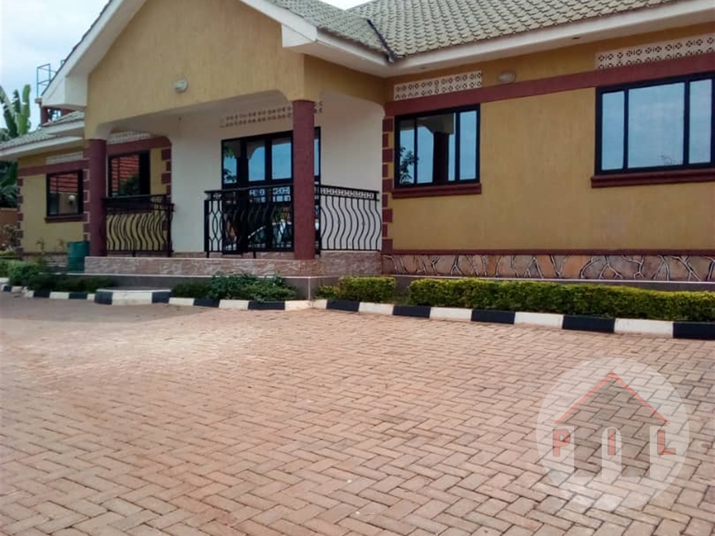 Bungalow for sale in Katabi Wakiso