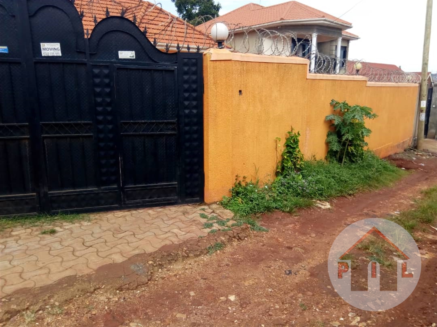 Bungalow for sale in Zana Wakiso