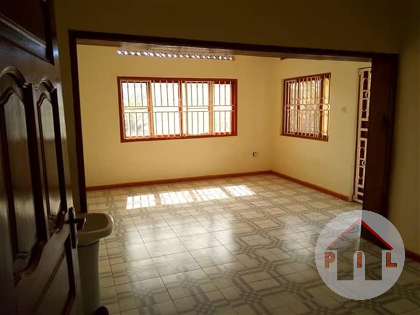 Bungalow for sale in Nansana Wakiso