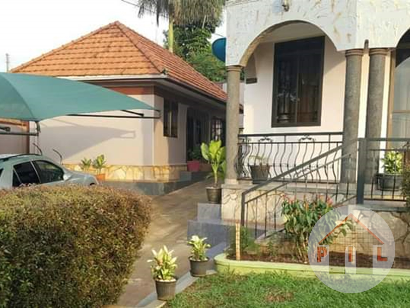 Bungalow for sale in Bukoto Kampala